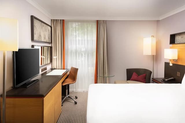 Hilton London Kensington-华丽客房, 1 张双人床-1