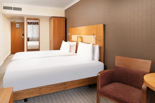 ヒルトン ロンドン オリンピア-ツインルーム-14