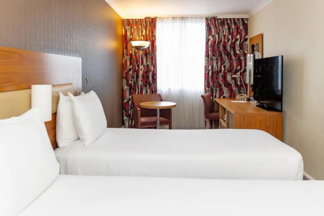 ヒルトン ロンドン オリンピア-ツインルーム-5