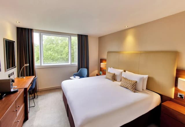 提斯特爾倫敦海德公園肯辛頓花園飯店-豪華雙人房, 1 張特大雙人床, 花園景觀-1