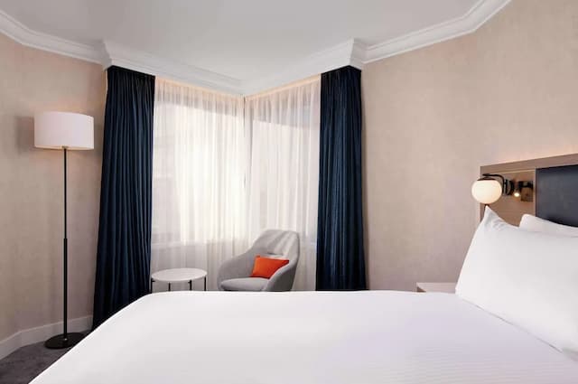 倫敦大都會希爾頓飯店-套房, 1 張特大雙人床-4