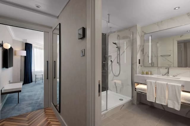 倫敦大都會希爾頓飯店-套房, 1 張特大雙人床-6