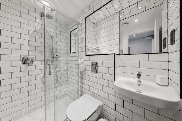 康莫德酒店-高級雙床房-9