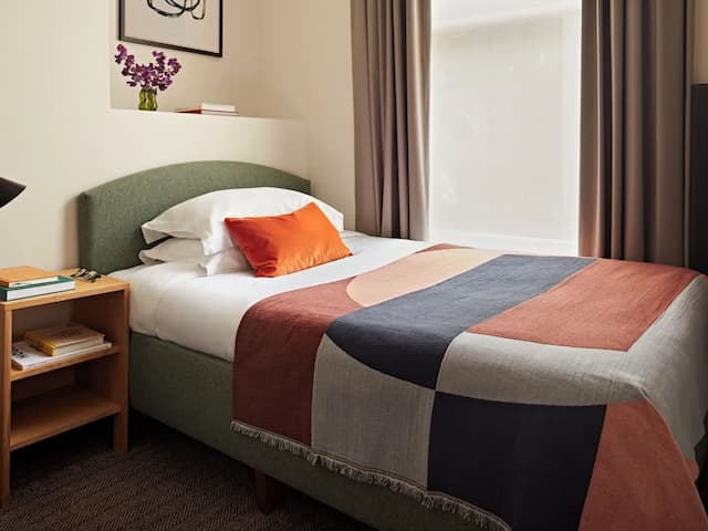 Numa London Bloomsbury-Small Room - Single Bed-5