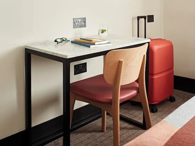 Numa London Bloomsbury-Standard Room-9