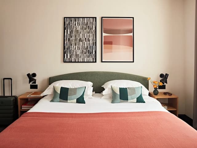 Numa London Bloomsbury-Medium Room-3