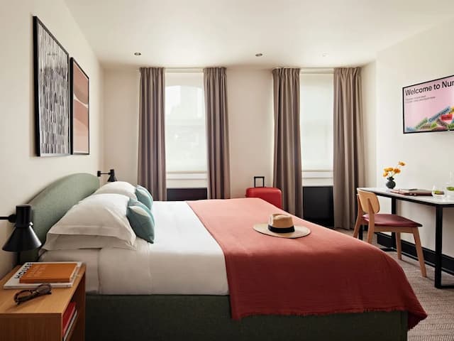 Numa London Bloomsbury-Medium Room-1