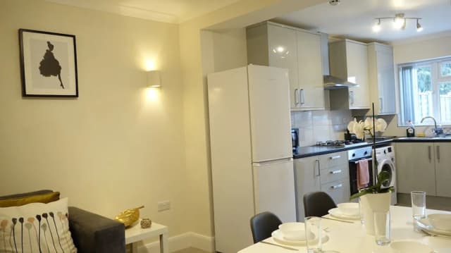 鄰近機場飯店-豪華三人房 (Room 3)-19