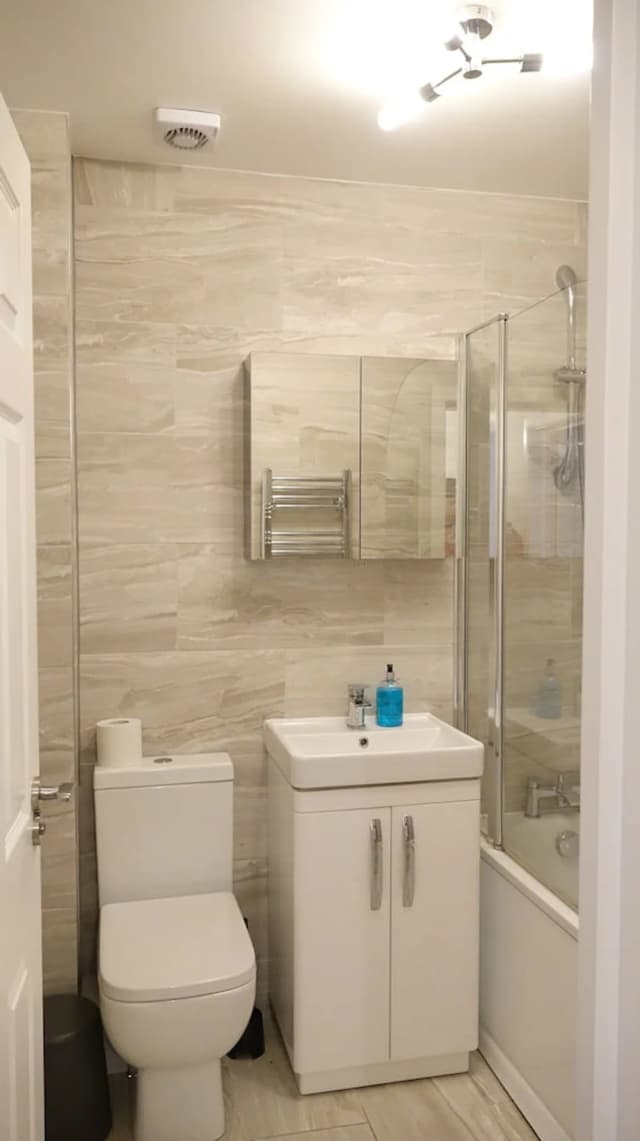 鄰近機場飯店-豪華三人房 (Room 3)-16