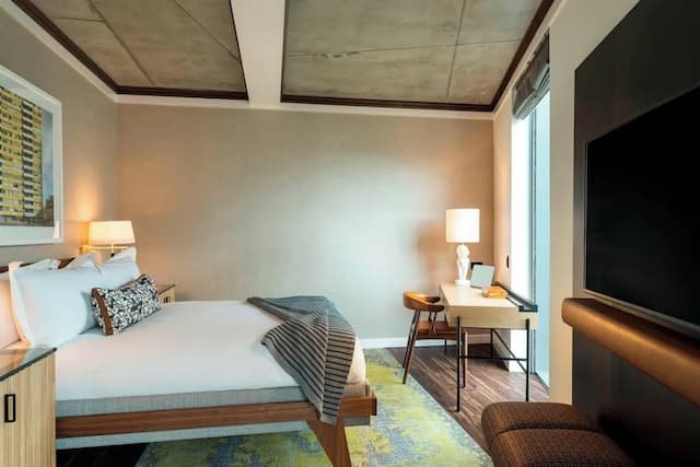 河岸濱傲途格精選酒店-客房, 1 張加大雙人床, 非吸煙房-8