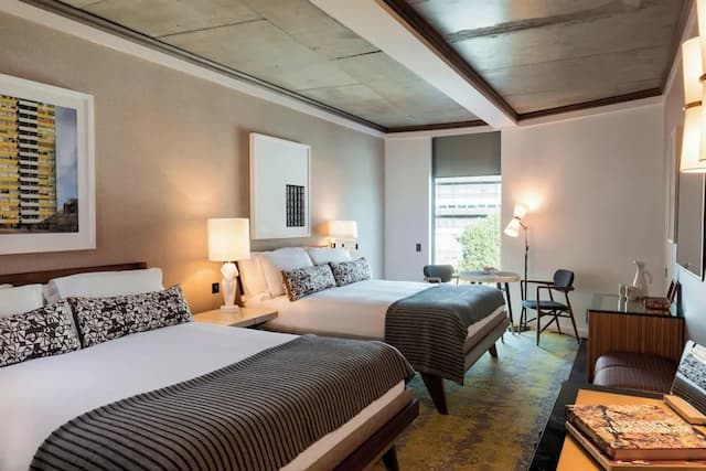 河岸濱傲途格精選酒店-家庭客房, 2 張加大雙人床 (Generous Queen)-1