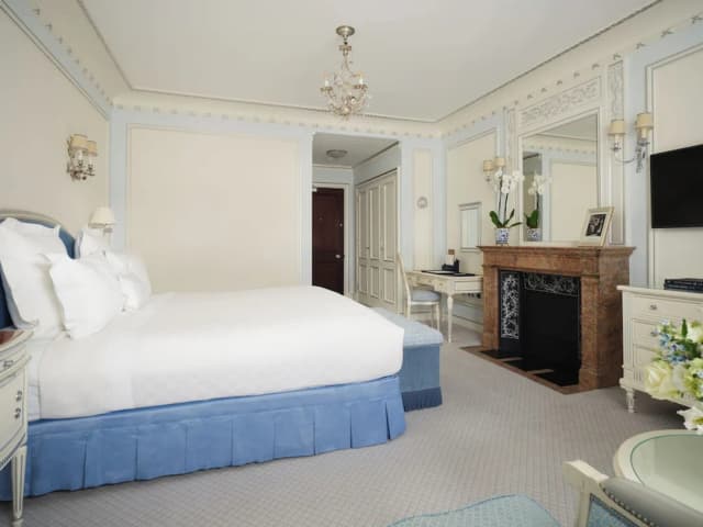 The Ritz London-Superior Double Room-6