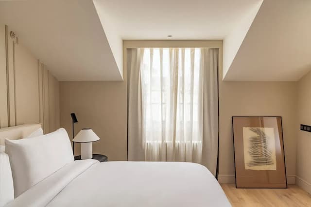 더 시저 호텔-프리미엄 더블룸-3