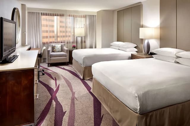 Hilton Long Beach Hotel-Room, 2 Queen Beds, Non Smoking-5