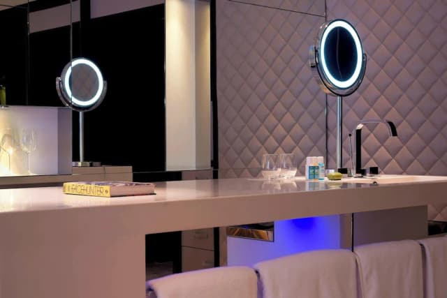 W ロンドン-Wonderful Room ルーム キングベッド 1 台-5