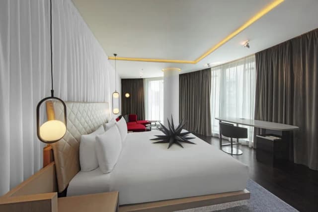 W ロンドン-スイート キングベッド 1 台 (Corner)-7