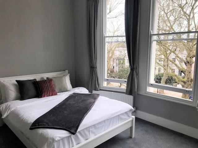 Ravna Gora-高级双人房, 独立浴室-1