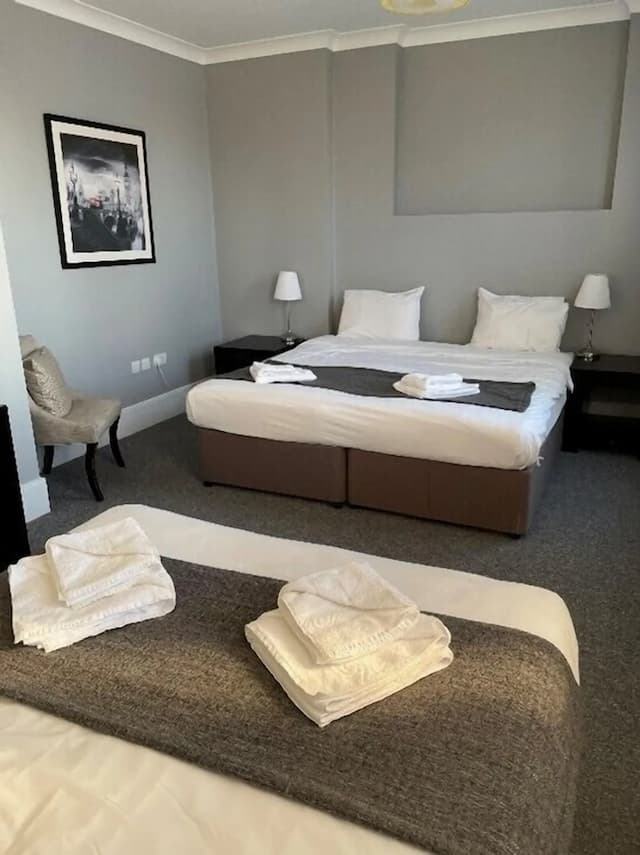 Ravna Gora-高级四人房, 独立浴室-5