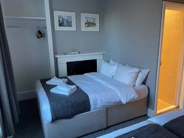 Ravna Gora-四人房, 独立浴室-3