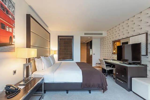 Pestana Chelsea Bridge Hotel & SPA-Deluxe King-2