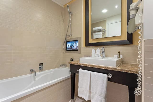 Pestana Chelsea Bridge Hotel & SPA-Executive One Bedroom Suite-5