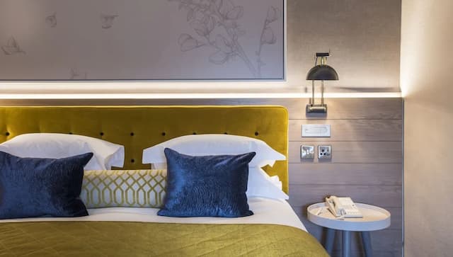 Sloane Place-Classic Double Room-5