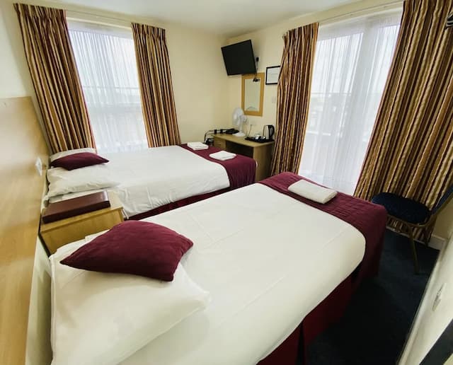 プレミアラックス サービスド アパートメンツ-スタンダード トリプルルーム ベッド (複数台) 禁煙 シティビュー-9