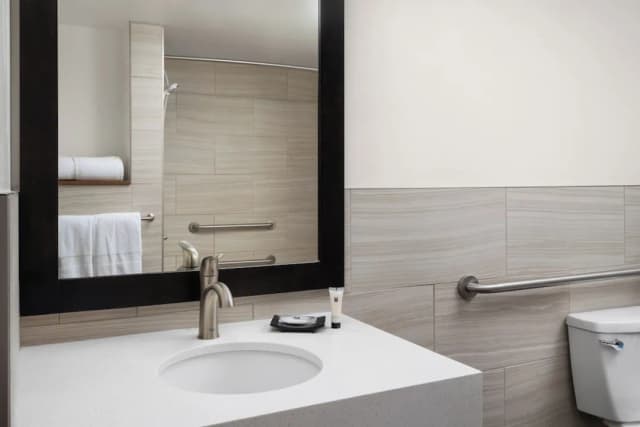 安克拉治湖濱飯店-豪華客房, 2 張加大雙人床-4