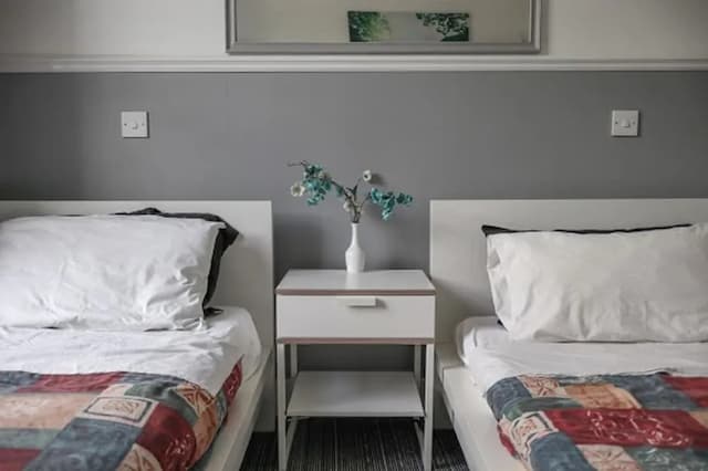 Hotel 261-Twin Room-2