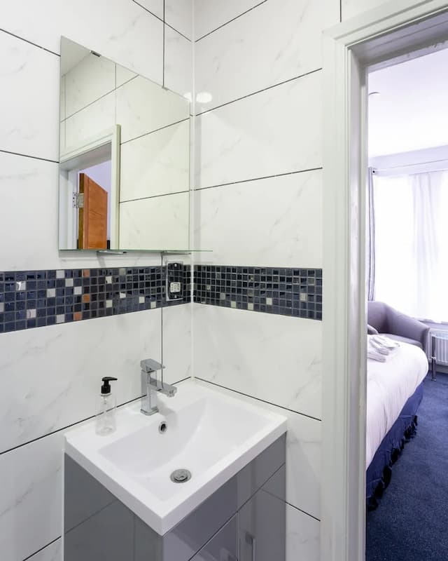 ウェルズリー ホテル-スタンダード シングルルーム シングルベッド 1 台 禁煙 エンスイート-5