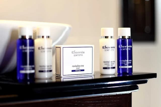 Montcalm Piccadilly Townhouse, London West End-Junior Suite-9