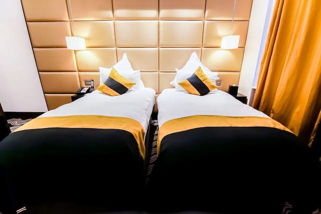 Montcalm Piccadilly Townhouse, London West End-Deluxe Twin Room-4