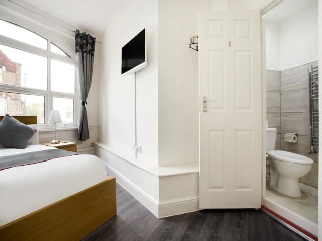 ブロードウェイ イン-Double Room with private bathroom-5