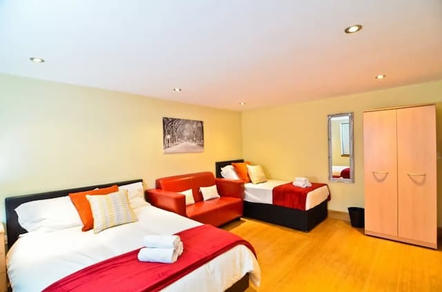 泰唔士河景觀之家酒店-豪華雙人或雙床房-9