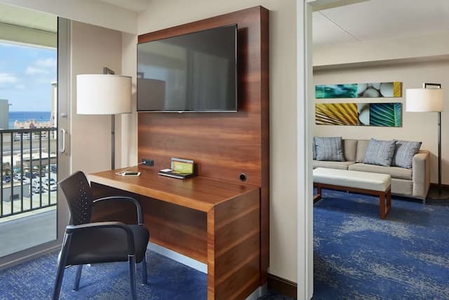 威基基海灘希爾頓花園酒店-套房, 1 間臥室, 部分海景-3