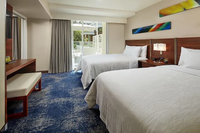 威基基海灘希爾頓花園酒店-客房, 2 張標準雙人床, 無障礙, 城市景 (Hearing)-1
