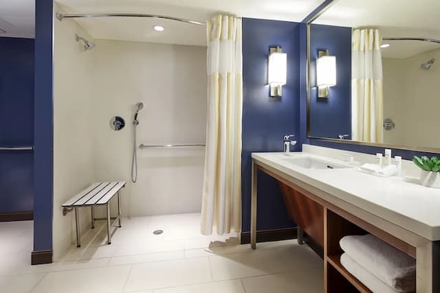 威基基海灘希爾頓花園酒店-套房, 1 間臥室, 無障礙 (Roll-In Shower)-5