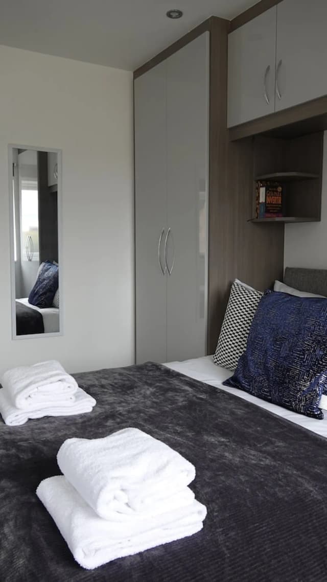 The Hatton Rooms-Comfort Triple Room, Private Bathroom (Room 4)-10