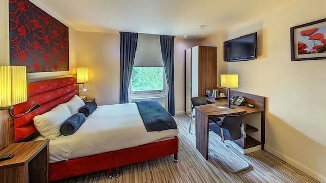 Simply Rooms & Suites-Classic Double Room-5