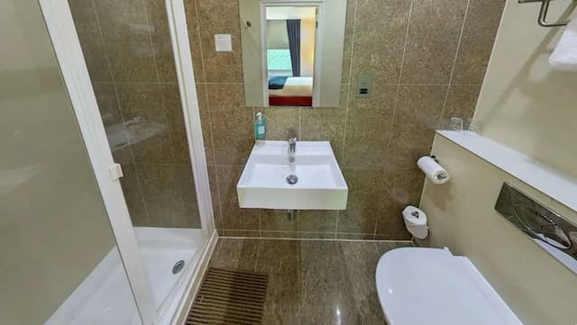 Simply Rooms & Suites-Classic Double Room-19