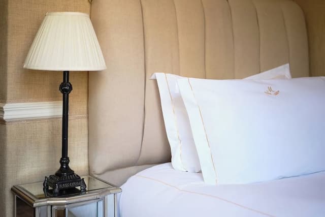 더 몬테규 온 더 가든-클래식 싱글룸-3