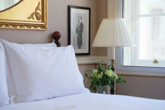 더 몬테규 온 더 가든-클래식 더블룸-5