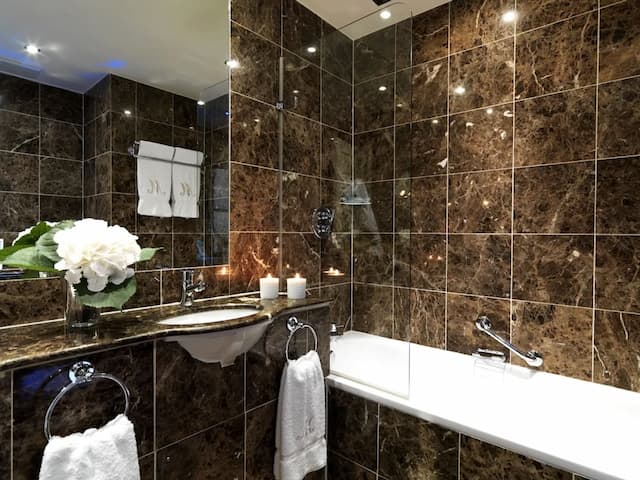 더 몬테규 온 더 가든-스위트 (9) Master)-3