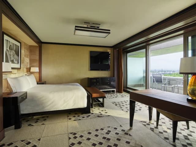 45 Park Lane - Dorchester Collection-Suite, Balcony (Hyde Park)-1