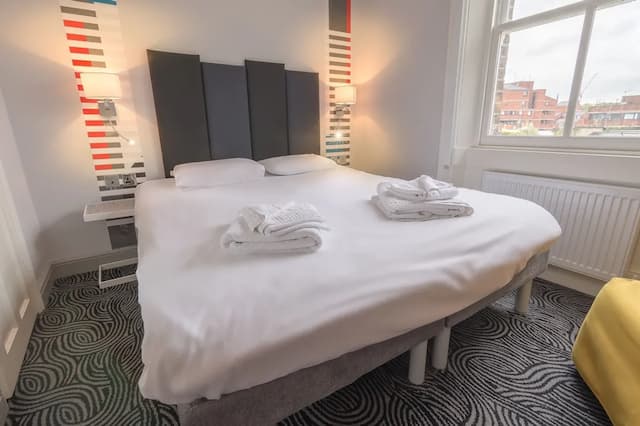 維多利亞飯店-雙人房-1