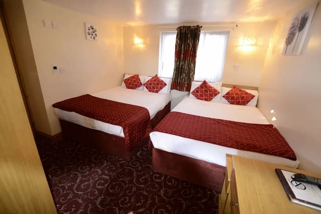 Britannia Inn Hotel-家庭房-3