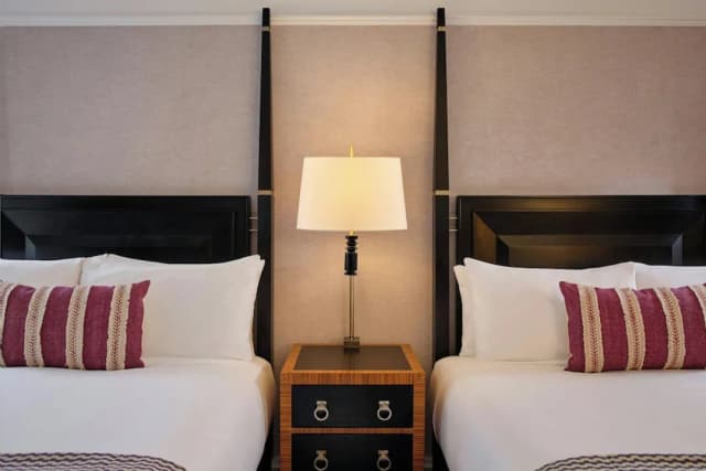 St. Ermins Hotel, Autograph Collection-Deluxe Room, 2 Double Beds-1