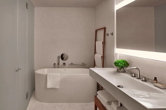 倫敦艾迪森酒店-尊貴樓中樓客房, 1 張特大雙人床-7