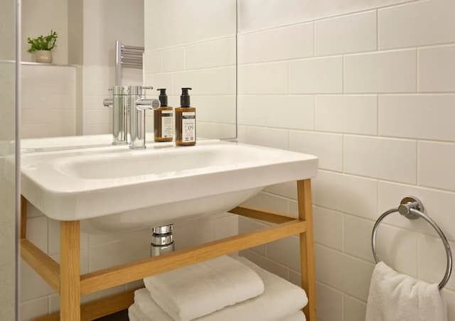 倫敦巴比肯馨樂庭飯店-開放式客房-5