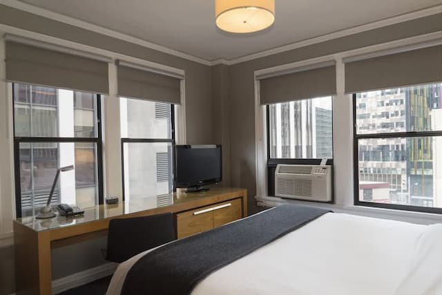 馬克斯飯店-標準客房, 1 張特大雙人床 (Modern King)-3